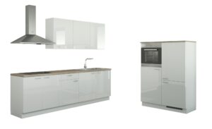 Küchenzeile mit Elektrogeräten   Gotha