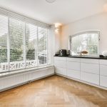 Ein Parkettboden hat in Vergleich zu einem Laminatboden zahlreiche Vorteile. Foto pro_creator via Envato