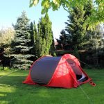 Camping zuhause im eigenen Garten? Auch das ist möglich. Foto: © Tombaky /stock adobe