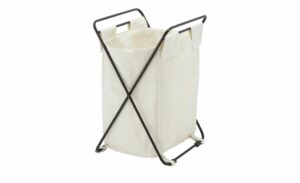 Wäschekorb im Metallständer