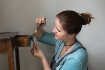 Alten Tisch restaurieren – So geht’s!